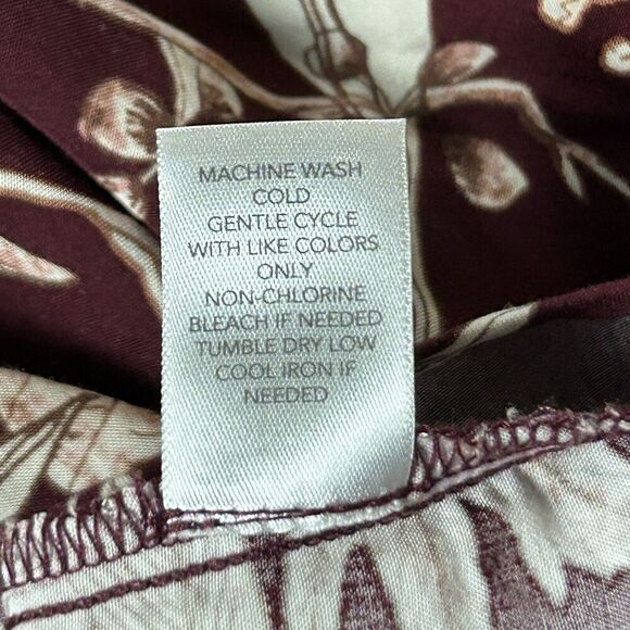 CJ Banks Womens Peasant Top Size 2X Burgundy 3/4 Sleeve Button Front Dark Floral - Picture 7 of 9